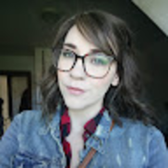 Meet your Posher, Victoria - Picture 1 of 1